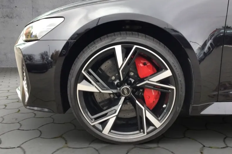 Audi RS6 din 2022 cu 67.050 km - oferta AUD172775 - foto 13