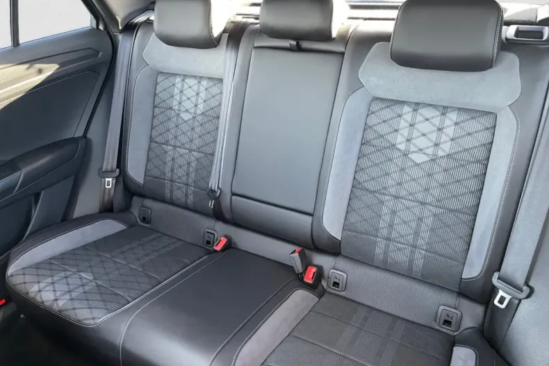 Volkswagen T-Roc din 2025 cu 21.140 km - oferta VOL172777 - foto 9