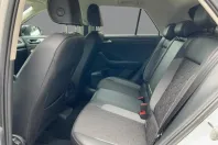 Volkswagen T-Roc din 2024 cu 2.477 km - oferta VOL172779 - foto 7