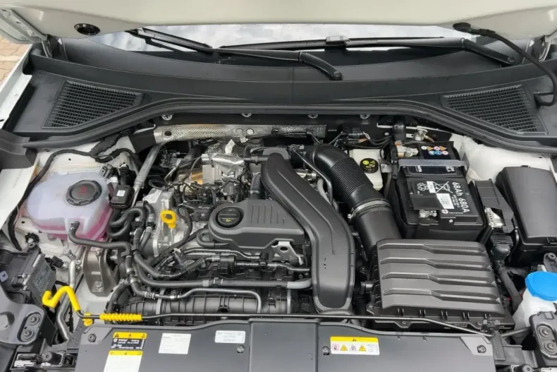 Volkswagen T-Roc din 2024 cu 2.477 km - oferta VOL172779 - foto 16