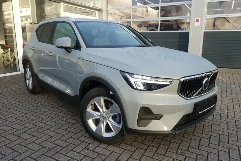 Volvo XC40 din 2025 cu 26.890 km - oferta VOL172781 - foto 5