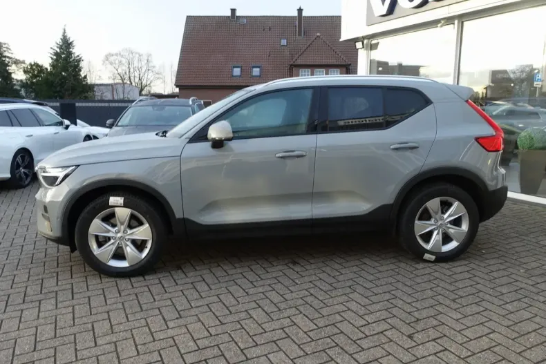 Volvo XC40 din 2025 cu 26.890 km - oferta VOL172781 - foto 6