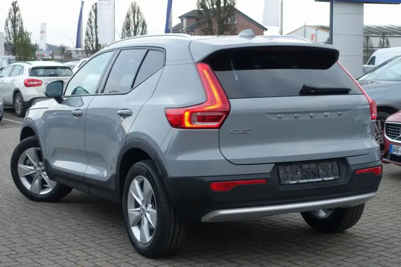 Volvo XC40 din 2025 cu 24.040 km - oferta VOL172782 - foto 3