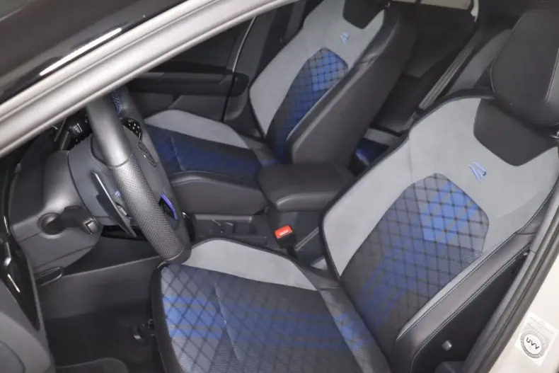 Volkswagen T-Roc din 2024 cu 6.803 km - oferta VOL172783 - foto 8