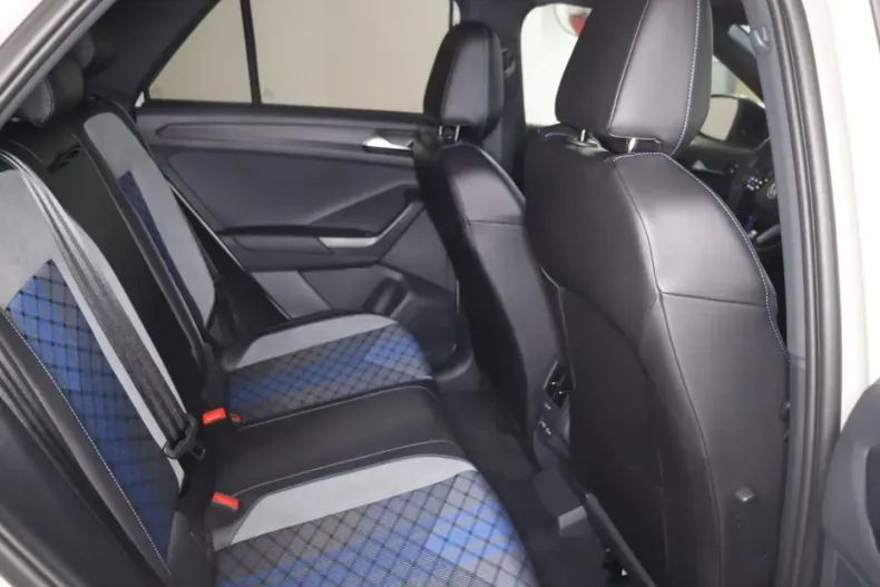 Volkswagen T-Roc din 2024 cu 6.803 km - oferta VOL172783 - foto 12