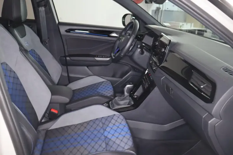 Volkswagen T-Roc din 2024 cu 6.803 km - oferta VOL172783 - foto 14