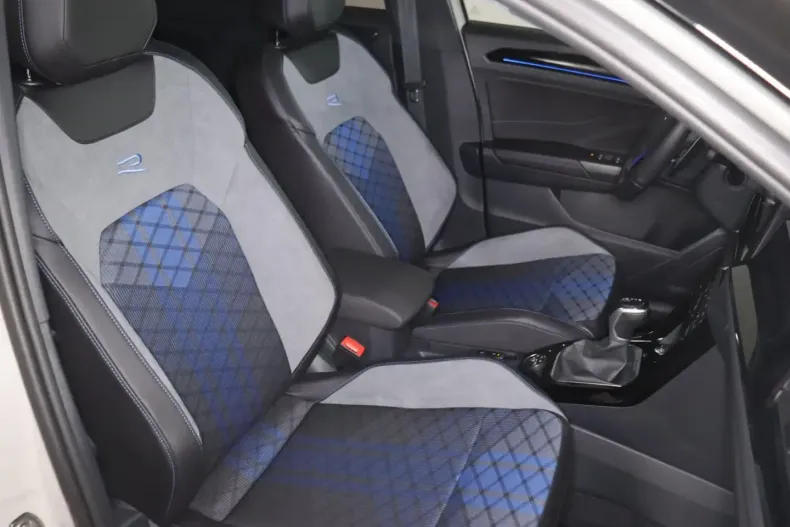 Volkswagen T-Roc din 2024 cu 6.803 km - oferta VOL172783 - foto 15