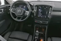 Volvo XC40 din 2023 cu 37.683 km - oferta VOL172784 - foto 15