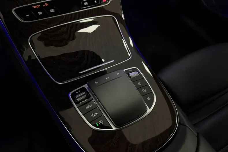 Mercedes-Benz E 450 din 2022 cu 52.187 km - oferta MER172785 - foto 14