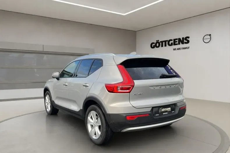 Volvo XC40 din 2025 cu 17.930 km - oferta VOL172786 - foto 4