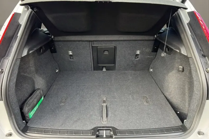 Volvo XC40 din 2025 cu 17.930 km - oferta VOL172786 - foto 13