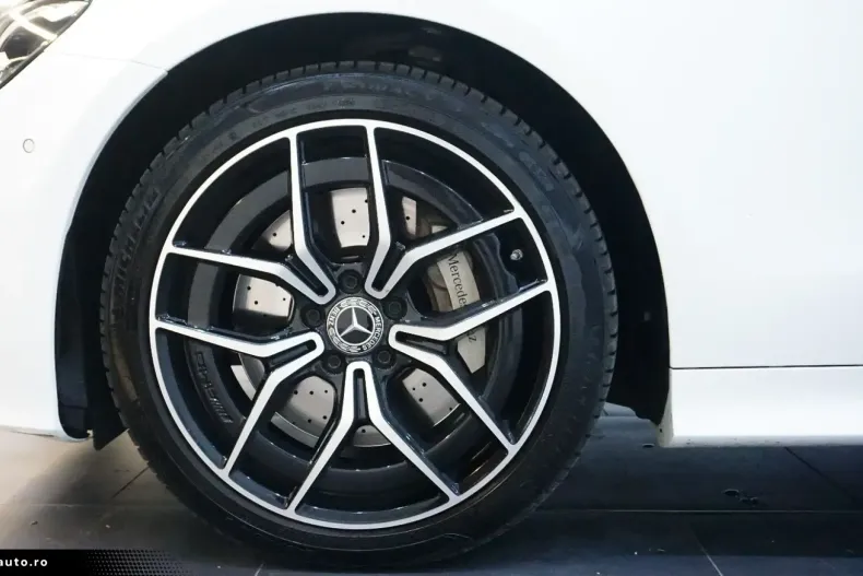 Mercedes-Benz E 450 din 2022 cu 55.403 km - oferta MER172787 - foto 15