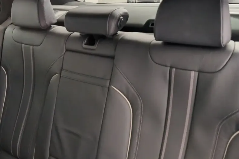 BMW 530 din 2022 cu 116.700 km - oferta BMW172788 - foto 4