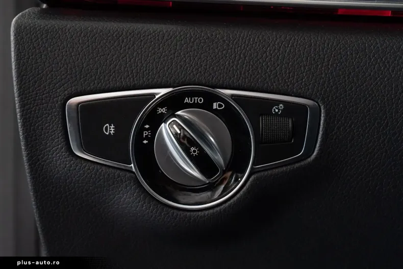 Mercedes-Benz E 450 din 2021 cu 40.037 km - oferta MER172789 - foto 24