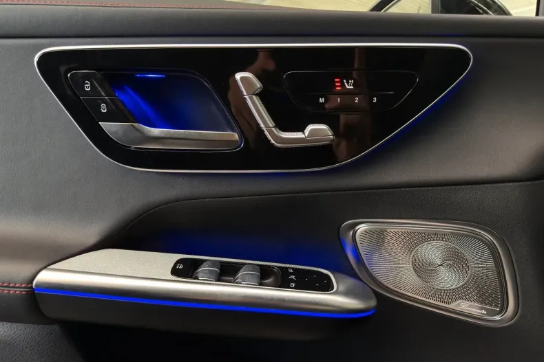 Mercedes-Benz GLC 43 AMG din 2024 cu 17.140 km - oferta MER172795 - foto 12