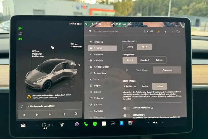 Tesla Model Y din 2023 cu 34.000 km - oferta TES172799 - foto 26