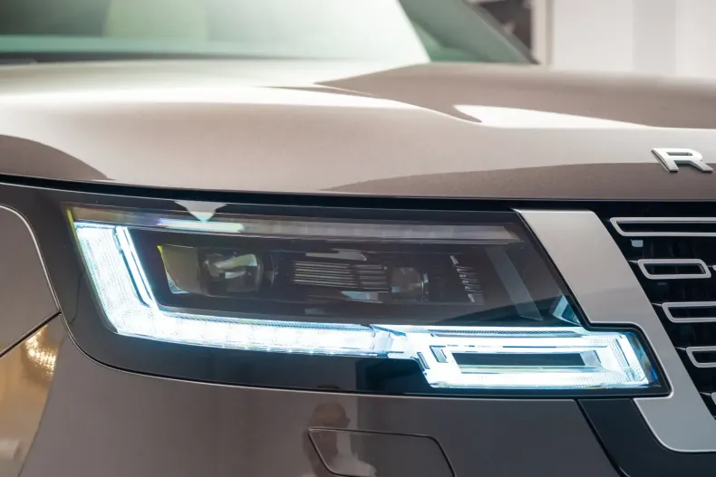 Land Rover Range Rover din 2024 cu 13.819 km - oferta LAN172800 - foto 13