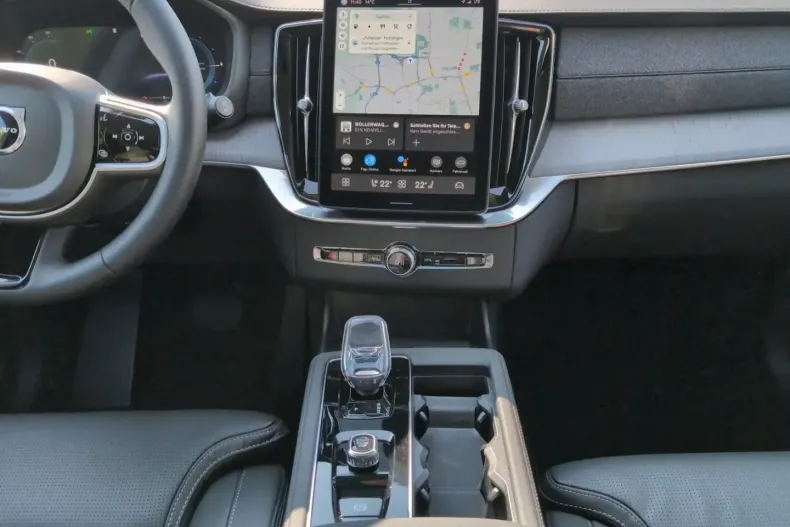 Volvo XC90 din 2025 cu 30.663 km - oferta VOL172805 - foto 13