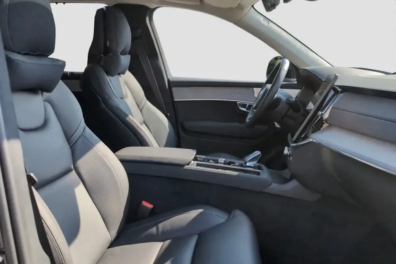 Volvo XC90 din 2025 cu 30.663 km - oferta VOL172805 - foto 16