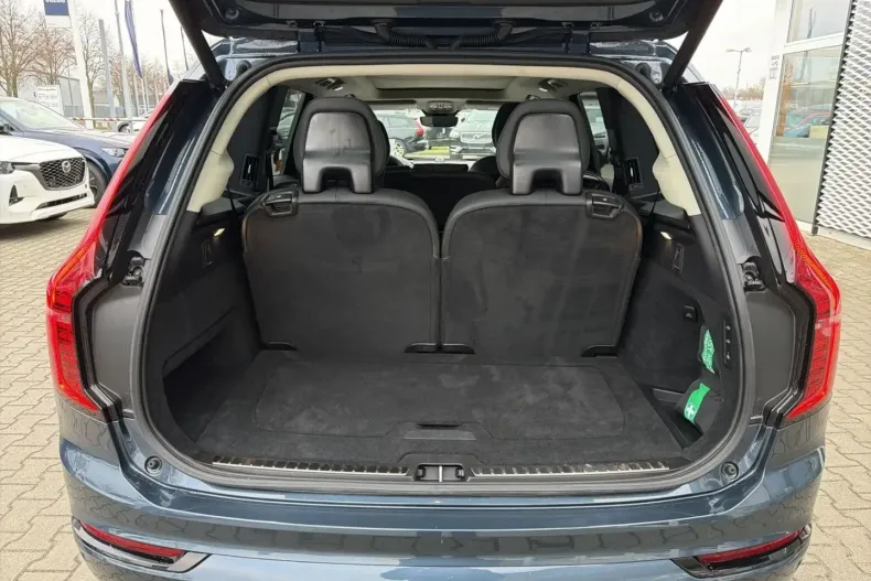 Volvo XC90 din 2025 cu 15.350 km - oferta VOL172806 - foto 14
