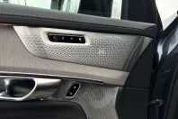 Volvo XC90 din 2025 cu 15.350 km - oferta VOL172806 - foto 25