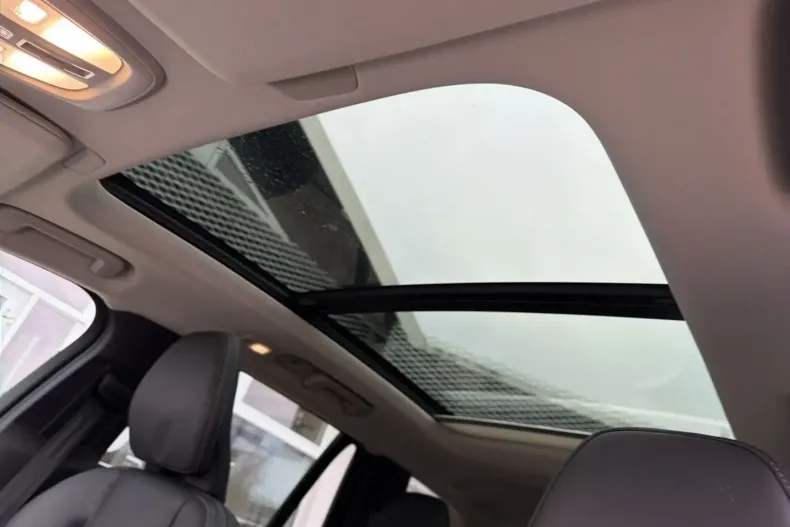 Volvo XC90 din 2025 cu 15.350 km - oferta VOL172806 - foto 30