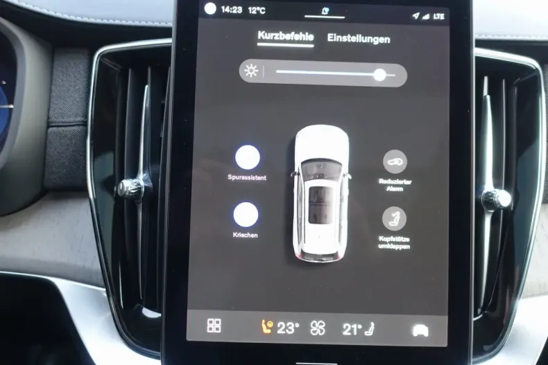 Volvo XC90 din 2025 cu 23.690 km - oferta VOL172807 - foto 17