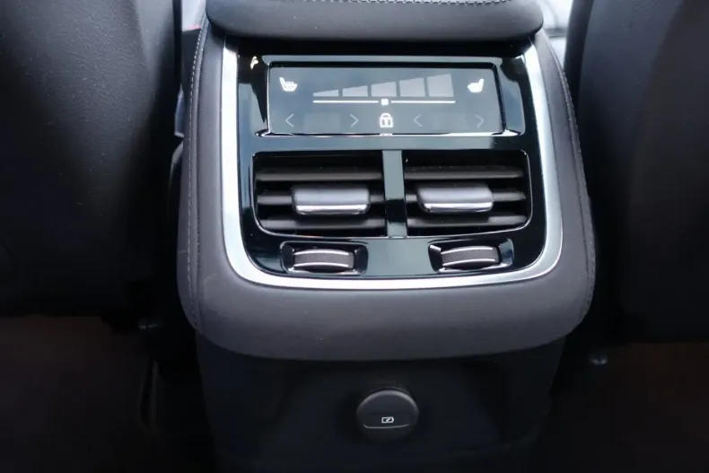 Volvo XC90 din 2025 cu 23.690 km - oferta VOL172807 - foto 21