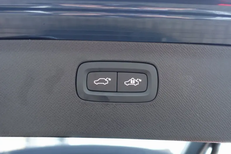 Volvo XC90 din 2025 cu 23.690 km - oferta VOL172807 - foto 26