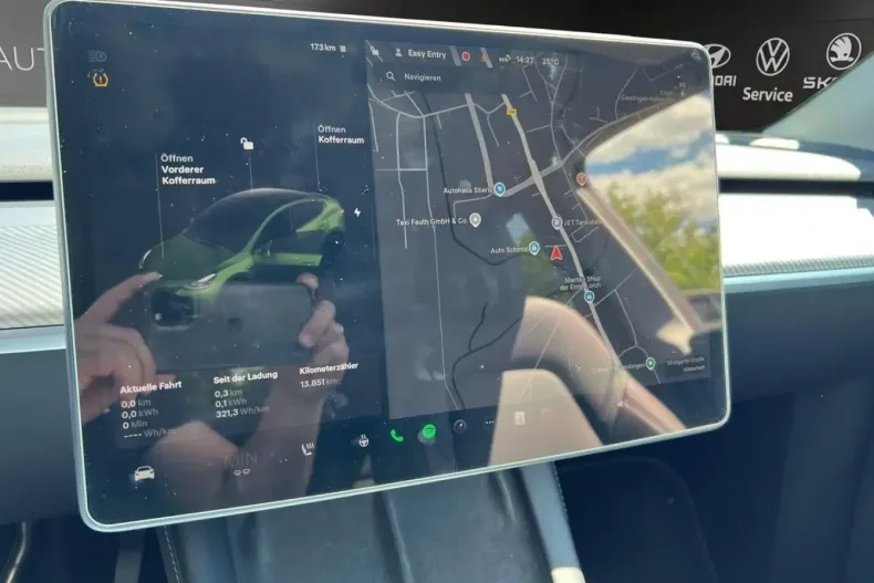 Tesla Model Y din 2023 cu 13.500 km - oferta TES172808 - foto 15