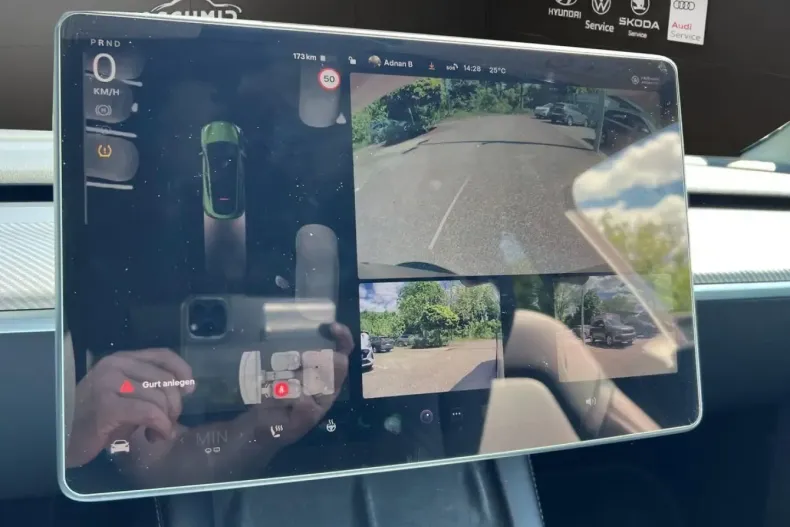 Tesla Model Y din 2023 cu 13.500 km - oferta TES172808 - foto 19