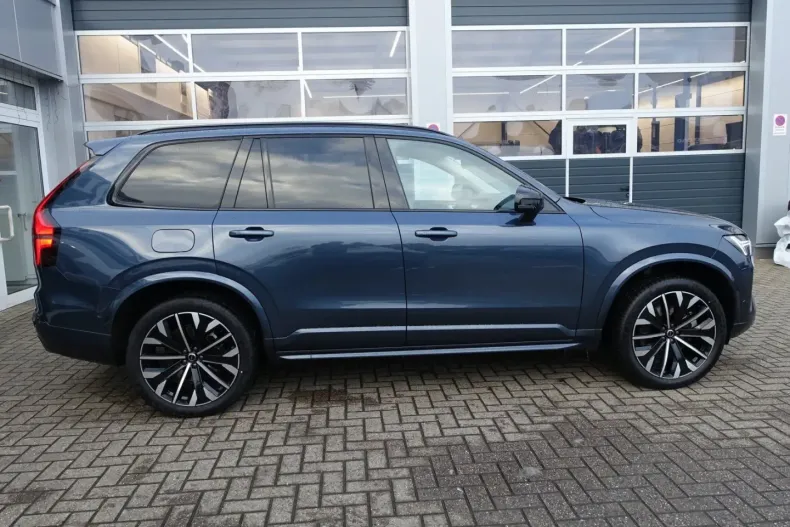 Volvo XC90 din 2025 cu 22.128 km - oferta VOL172809 - foto 8