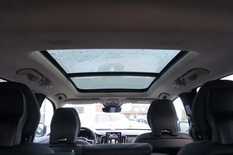 Volvo XC90 din 2025 cu 22.128 km - oferta VOL172809 - foto 22