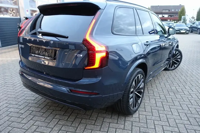 Volvo XC90 din 2025 cu 15.200 km - oferta VOL172812 - foto 2