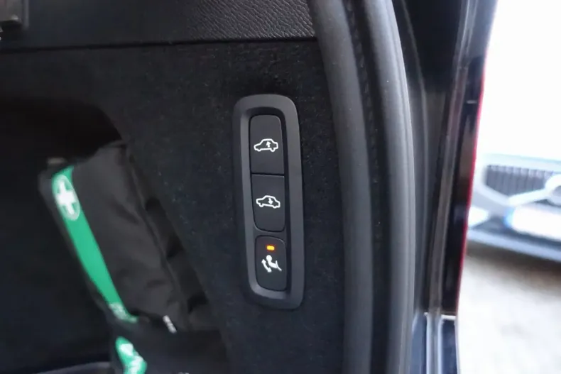 Volvo XC90 din 2025 cu 15.200 km - oferta VOL172812 - foto 28