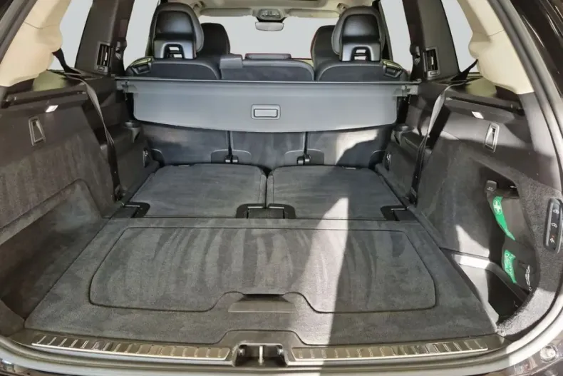 Volvo XC90 din 2025 cu 18.303 km - oferta VOL172813 - foto 7