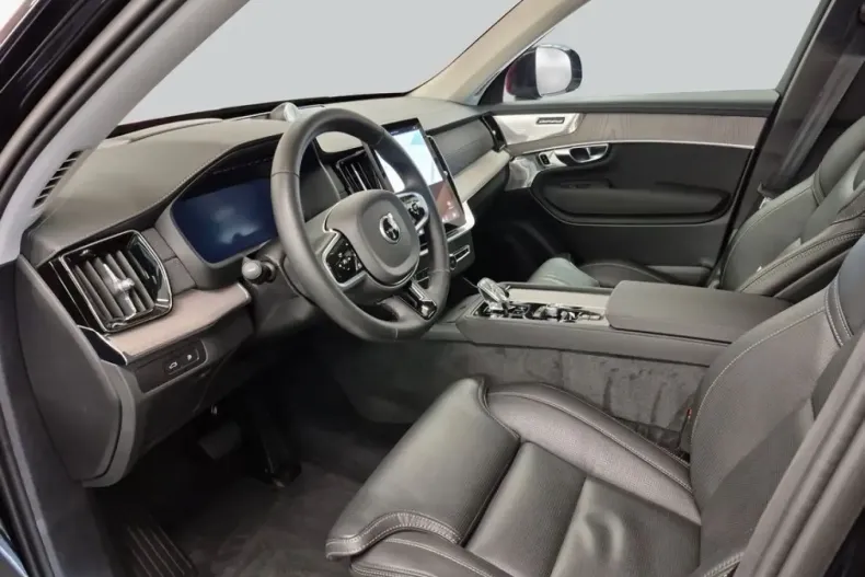 Volvo XC90 din 2025 cu 18.303 km - oferta VOL172813 - foto 8