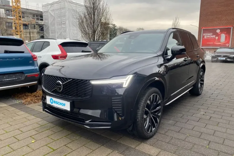 Volvo XC90 din 2025 cu 23.849 km - oferta VOL172814 - foto 1