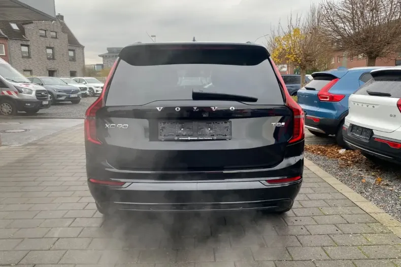 Volvo XC90 din 2025 cu 23.849 km - oferta VOL172814 - foto 4