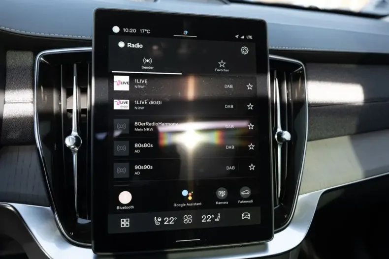 Volvo XC90 din 2025 cu 7.406 km - oferta VOL172815 - foto 11