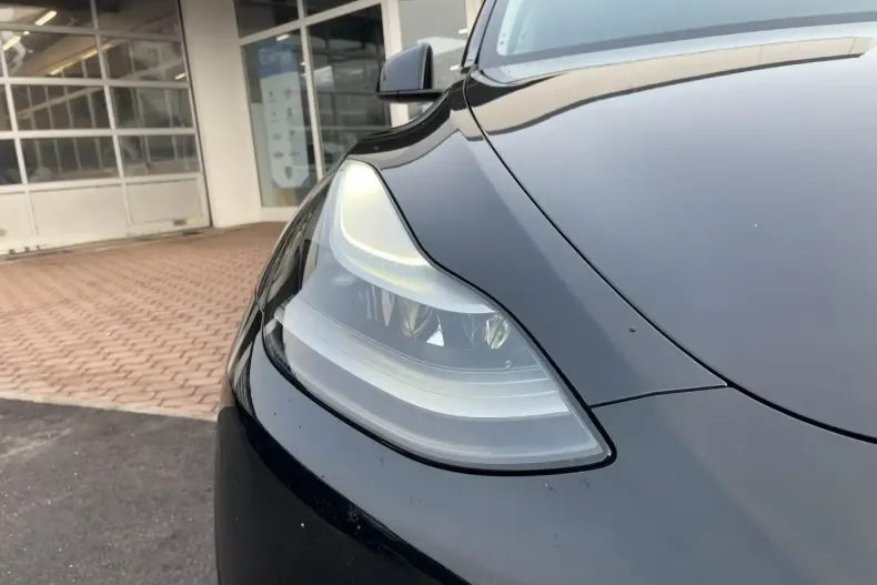 Tesla Model Y din 2022 cu 43.200 km - oferta TES172817 - foto 3