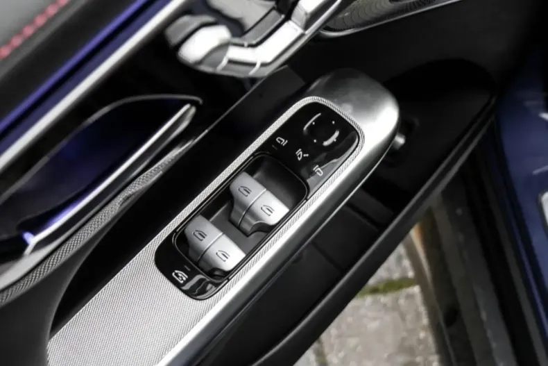 Mercedes-Benz GLC 43 AMG din 2024 cu 7.650 km - oferta MER172818 - foto 14