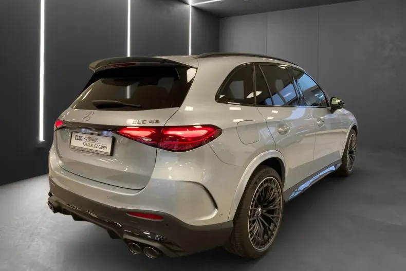 Mercedes-Benz GLC 43 AMG din 2025 cu 8.124 km - oferta MER172820 - foto 4