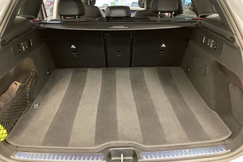 Mercedes-Benz GLC 43 AMG din 2025 cu 8.124 km - oferta MER172820 - foto 12