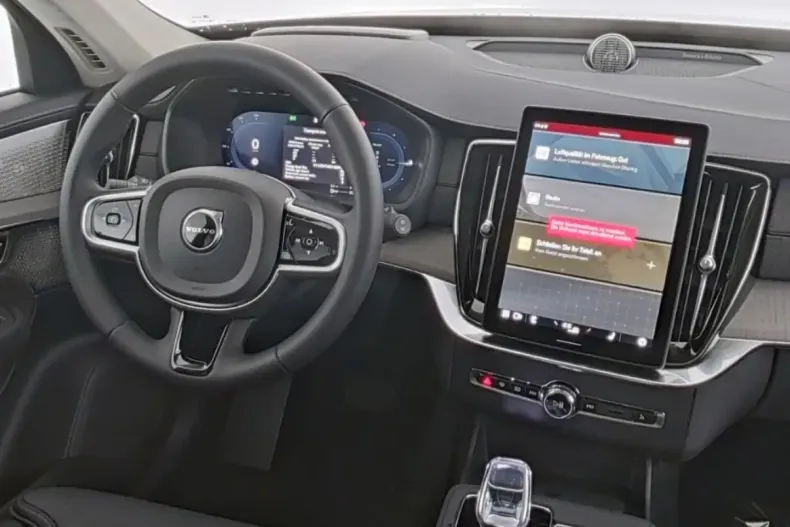 Volvo XC90 din 2025 cu 25.438 km - oferta VOL172821 - foto 8