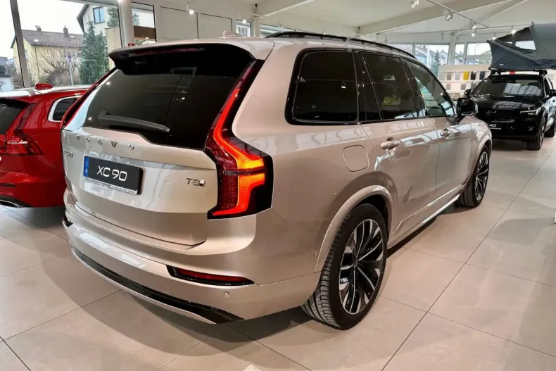 Volvo XC90 din 2025 cu 15.821 km - oferta VOL172822 - foto 5