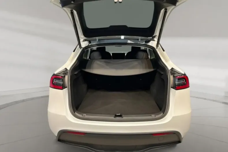 Tesla Model Y din 2023 cu 40.988 km - oferta TES172823 - foto 12