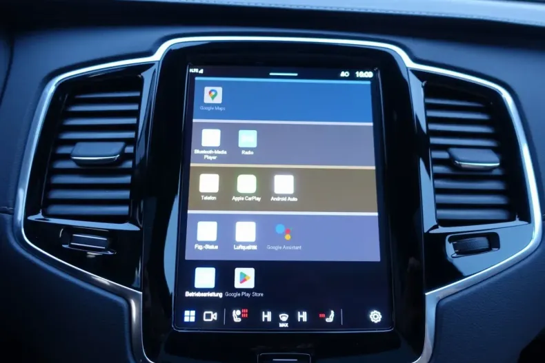 Volvo XC90 din 2024 cu 13.204 km - oferta VOL172824 - foto 14