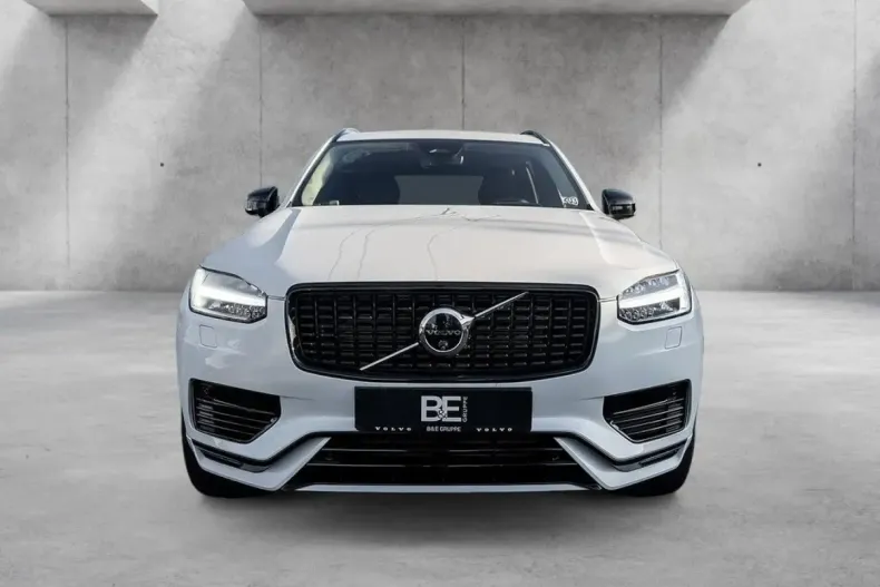 Volvo XC90 din 2024 cu 32.257 km - oferta VOL172826 - foto 1