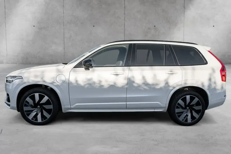 Volvo XC90 din 2024 cu 32.257 km - oferta VOL172826 - foto 4